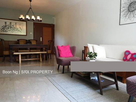 Yishun Sapphire thumbnail photo